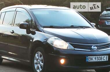 Хэтчбек Nissan TIIDA 2011 в Трускавце