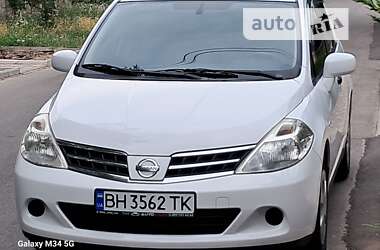 Седан Nissan TIIDA 2012 в Одессе