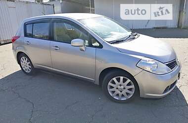 Хэтчбек Nissan TIIDA 2008 в Киеве