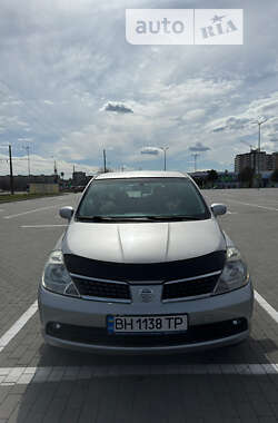 Хетчбек Nissan TIIDA 2007 в Одесі