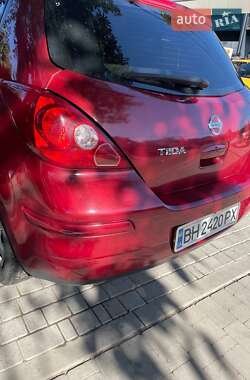 Nissan TIIDA 2007