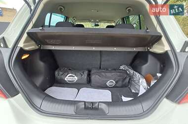 Хэтчбек Nissan TIIDA 2012 в 