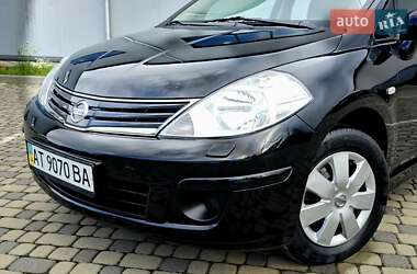 Седан Nissan TIIDA 2010 в Івано-Франківську