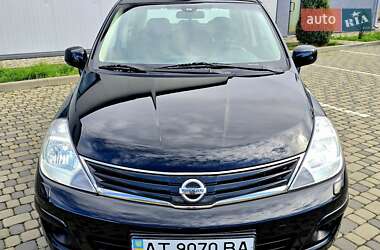 Седан Nissan TIIDA 2010 в Івано-Франківську