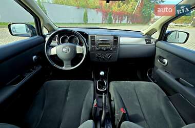 Седан Nissan TIIDA 2010 в Івано-Франківську