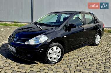 Седан Nissan TIIDA 2010 в Івано-Франківську