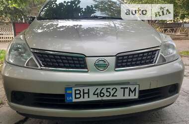 Хетчбек Nissan TIIDA 2007 в Роздільній