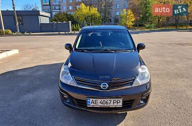 Хетчбек Nissan TIIDA 2010 в Кривому Розі