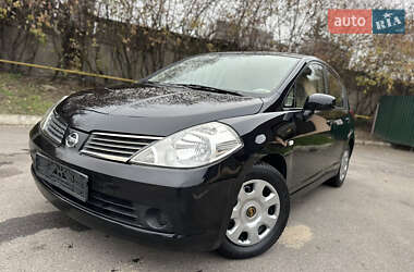 Хетчбек Nissan TIIDA 2007 в Вінниці