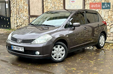 Хэтчбек Nissan TIIDA 2007 в Одессе