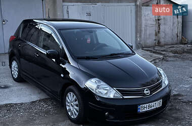 Седан Nissan TIIDA 2011 в Одессе