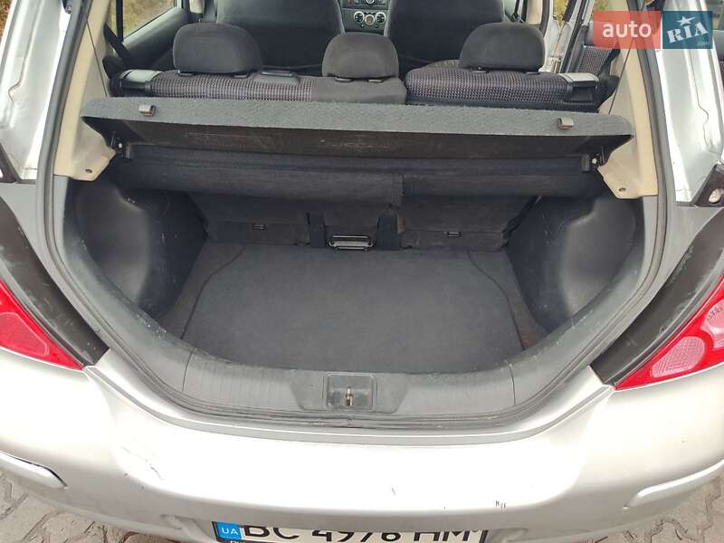 Хэтчбек Nissan TIIDA 2010 в Львове фото 14 Хэтчбек Nissan TIIDA 2010 в Львове