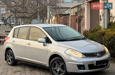 Nissan TIIDA 2007