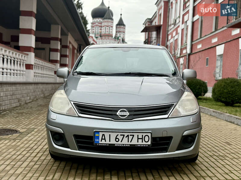 Хетчбек Nissan TIIDA 2007 в Києві