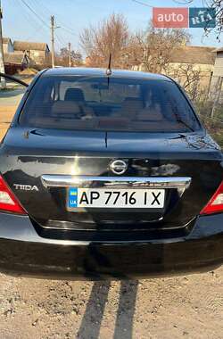 Седан Nissan TIIDA 2008 в Запорожье