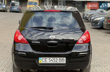 Хетчбек Nissan TIIDA 2008 в Чернівцях