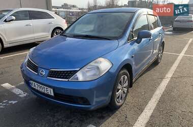 Nissan TIIDA 2007