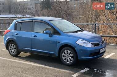 Хэтчбек Nissan TIIDA 2007 в Киеве