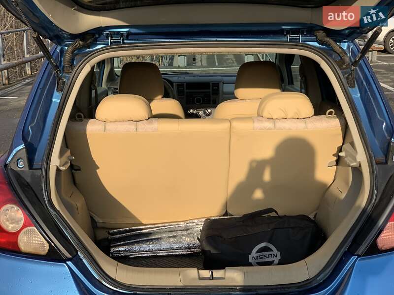 Хэтчбек Nissan TIIDA 2007 в Киеве