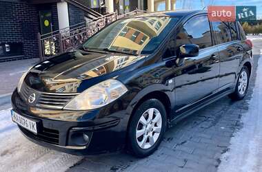 Седан Nissan TIIDA 2008 в Києві