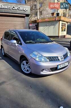 Хэтчбек Nissan TIIDA 2010 в Одессе