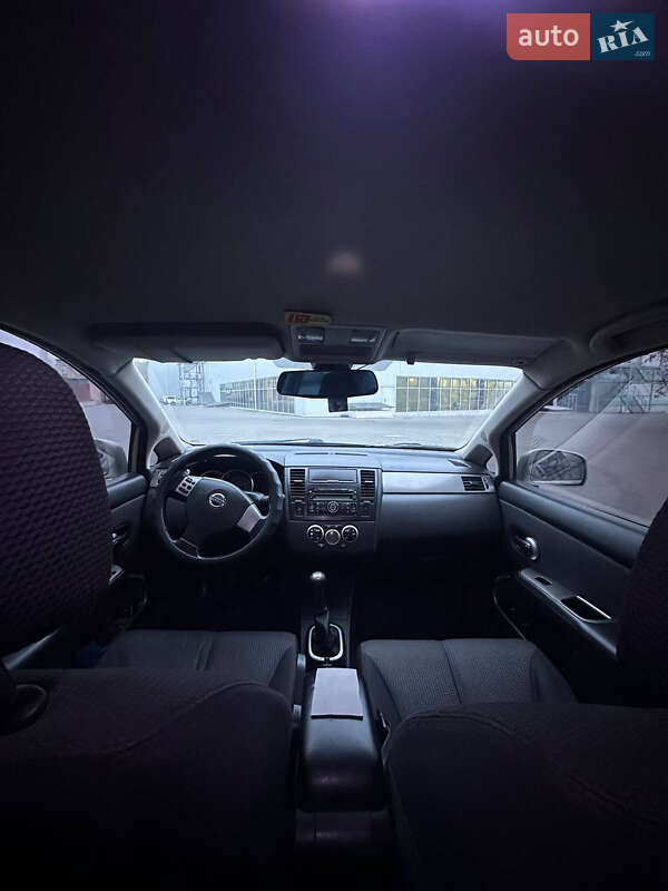Седан Nissan TIIDA 2007 в Одессе