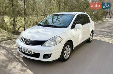 Седан Nissan TIIDA 2008 в Днепре