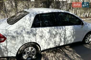 Седан Nissan TIIDA 2008 в Днепре