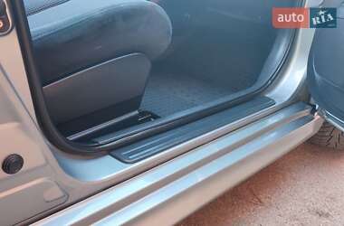 Хетчбек Nissan TIIDA 2011 в 