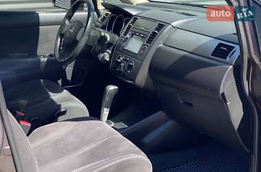 Хетчбек Nissan TIIDA 2008 в 