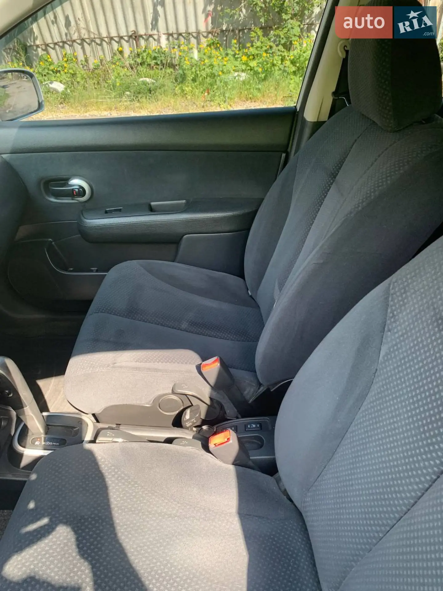 2010 Nissan Tiida - мініатюра 17