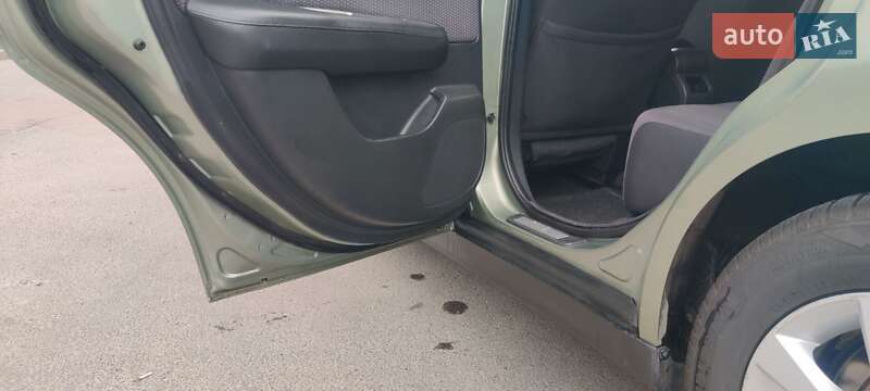 Седан Nissan TIIDA 2008 в Житомире