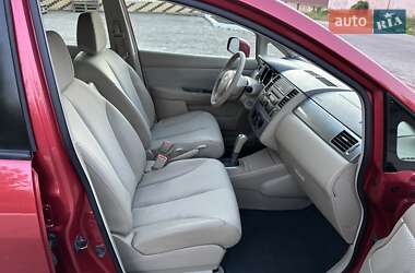 Хэтчбек Nissan TIIDA 2007 в 