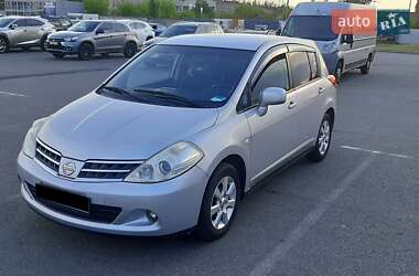 Хетчбек Nissan TIIDA 2012 в Києві