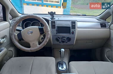 Хетчбек Nissan TIIDA 2007 в 