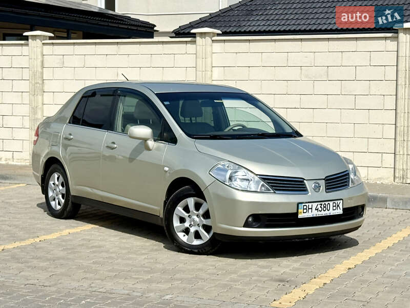 Седан Nissan TIIDA 2007 в Одесі