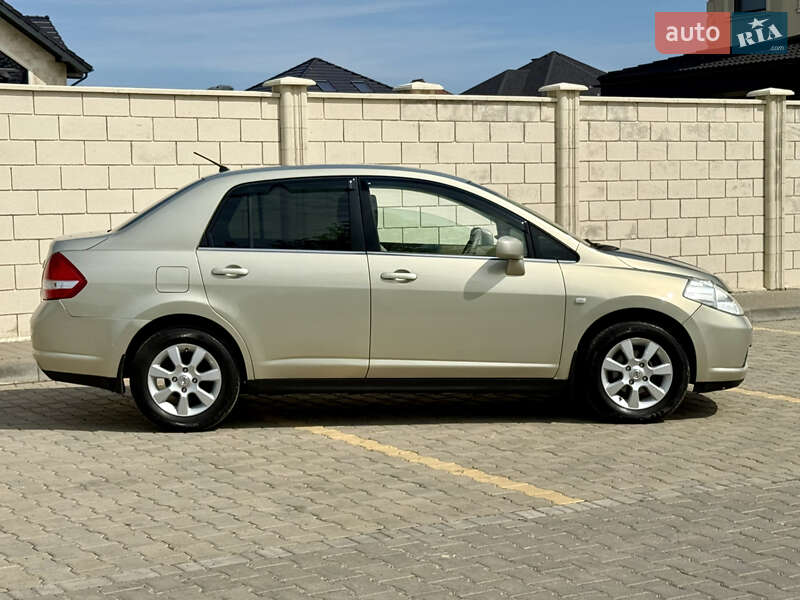 Седан Nissan TIIDA 2007 в Одесі