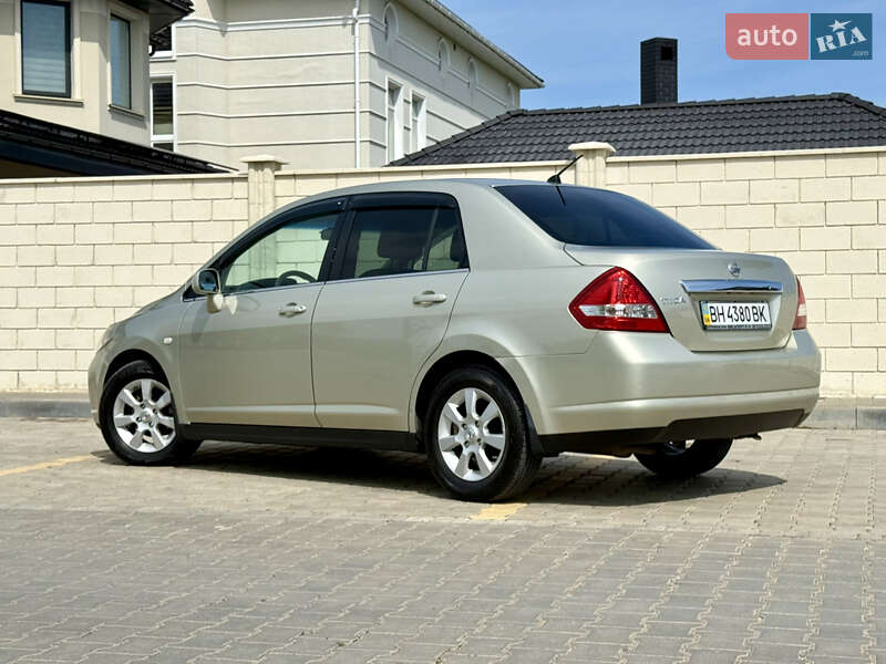 Седан Nissan TIIDA 2007 в Одесі