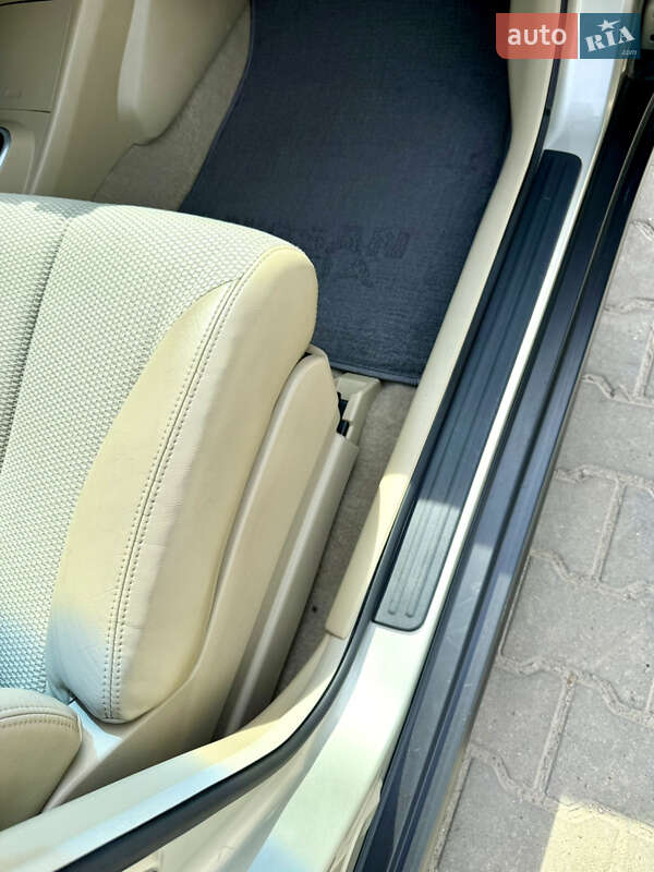 Седан Nissan TIIDA 2007 в Одесі