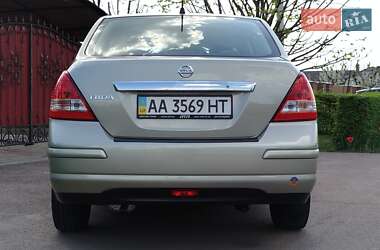 Хетчбек Nissan TIIDA 2008 в 