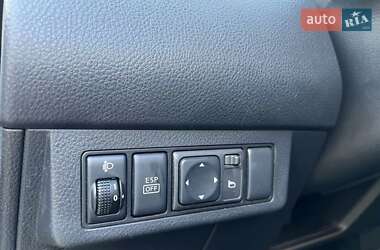 Седан Nissan TIIDA 2008 в 