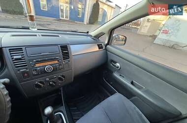 Седан Nissan TIIDA 2008 в 