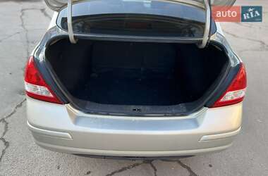 Седан Nissan TIIDA 2008 в 