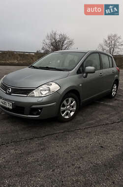 Хэтчбек Nissan TIIDA 2007 в Днепре