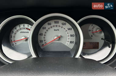 Хетчбек Nissan TIIDA 2010 в 