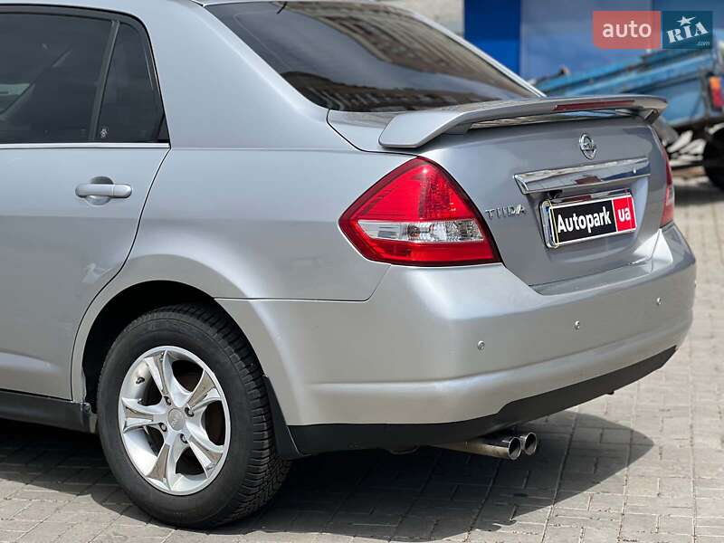 Седан Nissan TIIDA 2006 в Одессе
