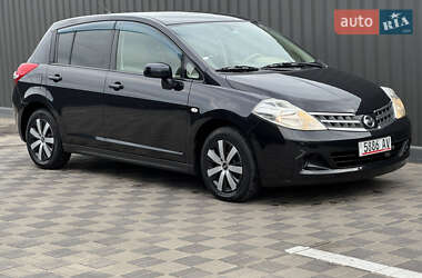 Хэтчбек Nissan TIIDA 2011 в Киеве