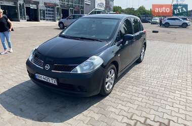 Хэтчбек Nissan TIIDA 2007 в Николаеве