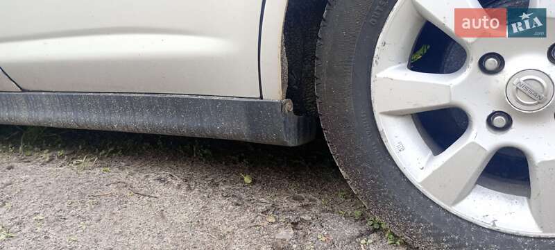 Nissan TIIDA 2007