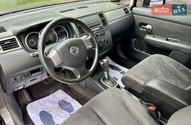 Хэтчбек Nissan TIIDA 2008 в 